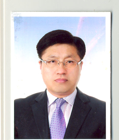 강호진 사진