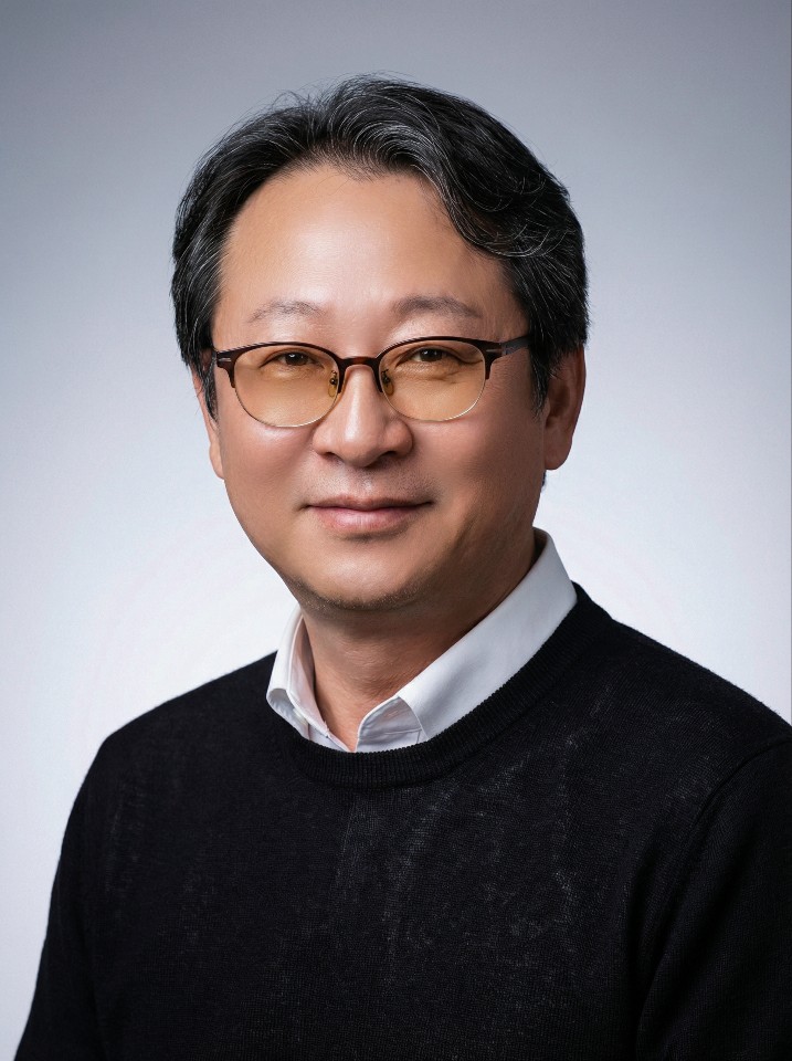 이준동 사진