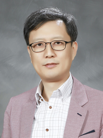 신준 사진