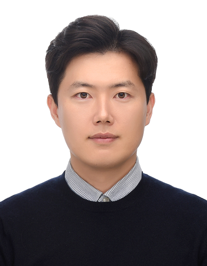 윤경수 사진